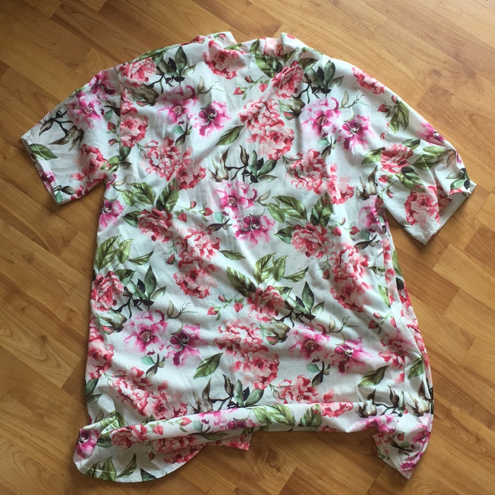 Show Me Your MuMu Flora Robe - Picture 3 of 3
